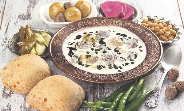 Ahıtmalı Köfte (Yoğurtlu)