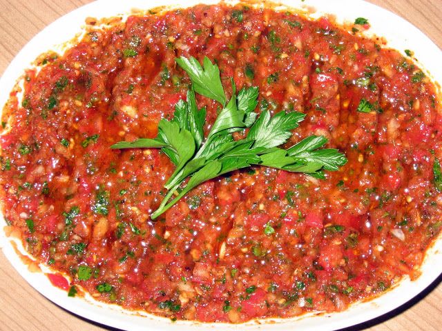 Bezirgan Piyazı (Muhacir Lahmacunu)
