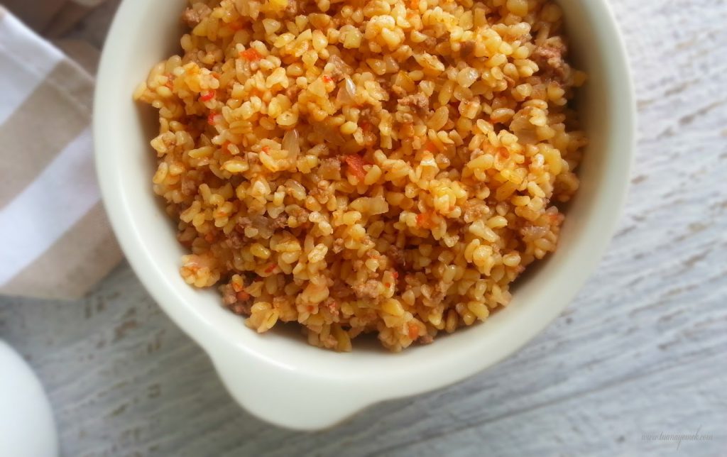 Kıymalı Bulgur Pilavı