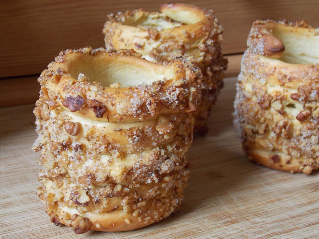 Kurtos Kalacs (Makara tatlısı)