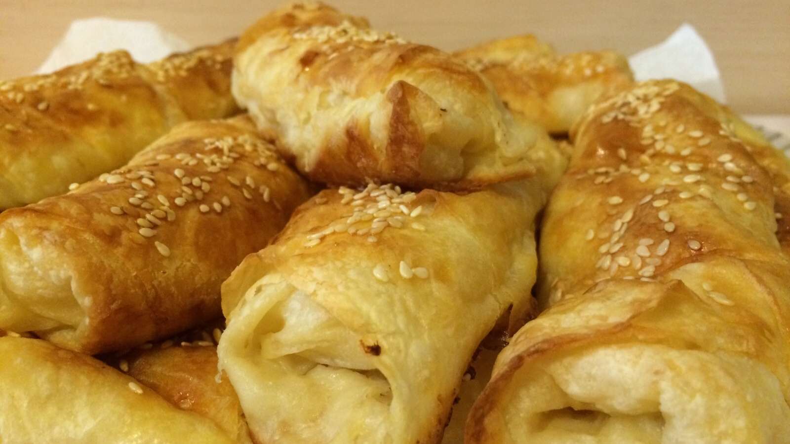 Mantarlı sütlü börek tarifi Antep Sofrası