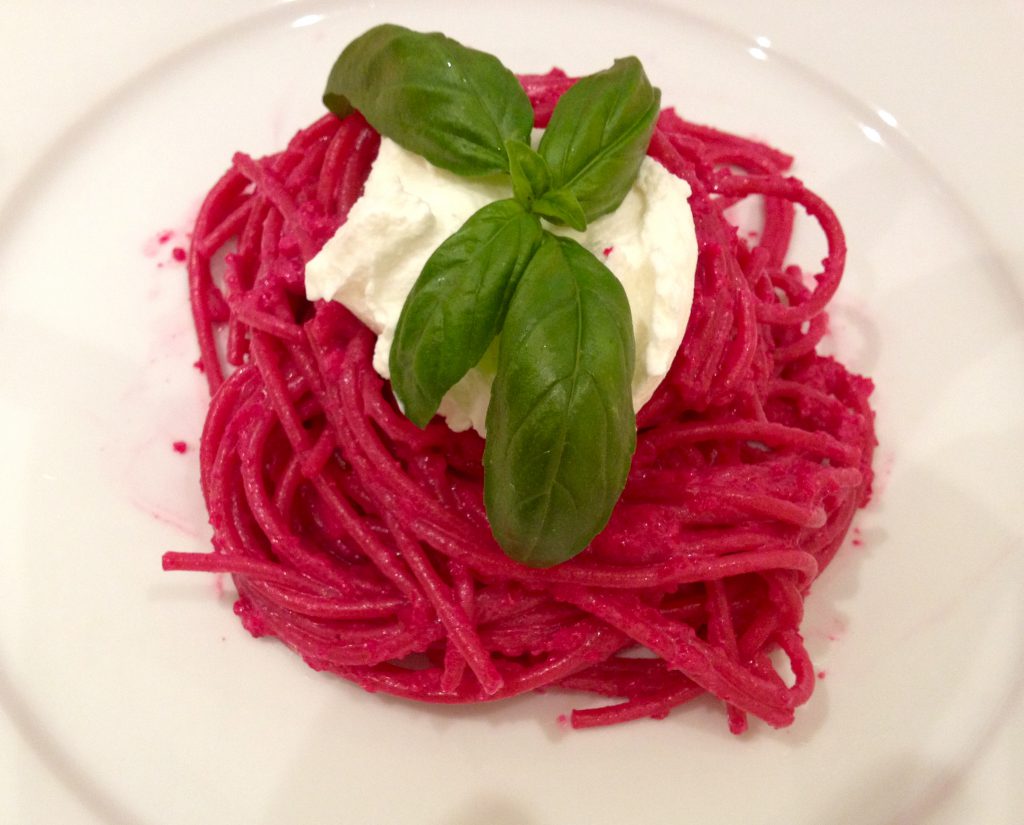 Pancarlı Spagetti Salatası Tarifi