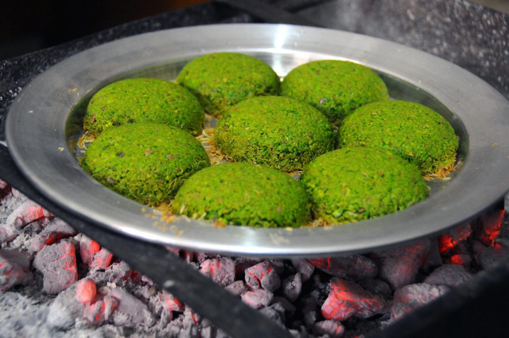 Antep Fısıtığı Tatlısı