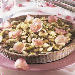 Gül aromalı çikolatalı tart