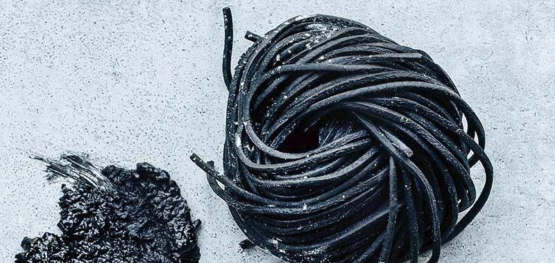 Mürekkepli Makarna Hamuru