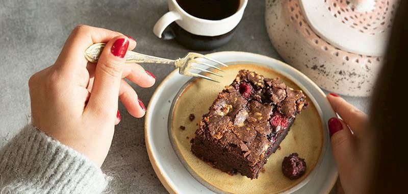 Salepli Ve Orman Meyveli Brownie