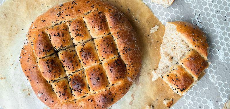 Tam Buğdayli Pi̇de