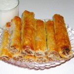 Baklavalık Yufkadan Kıymalı Börek Tarifi