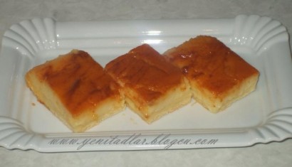 Kek Tabanlı Karamel Puding Tarifi