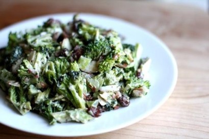 Sebzeli Brokoli Salatası Tarifi