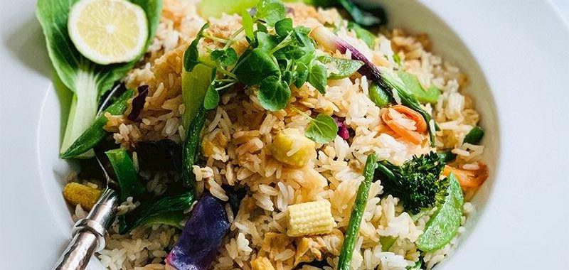 Vietnam Usulü Yumurtalı Pirinç Pilavı