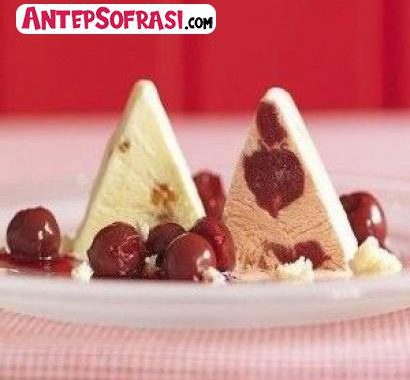 Vişneli Pandispanya Tarifi