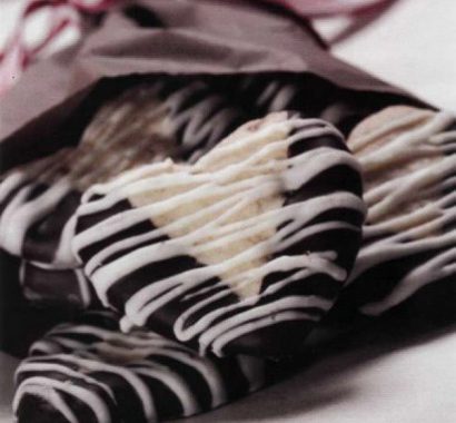 Zencefilli Kalp Kurabiye Tarifi